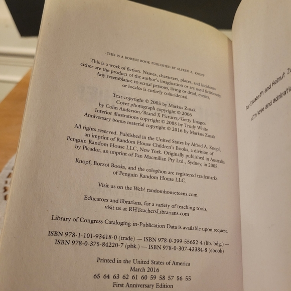 The Book Thief by Markus Zusak Anniversary Edition - Picture 4 of 5